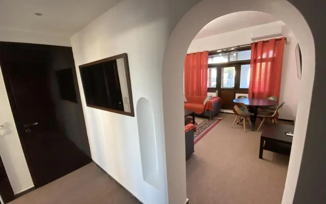Classic 2 Bedroom Apartment Next To Metro - Marousi