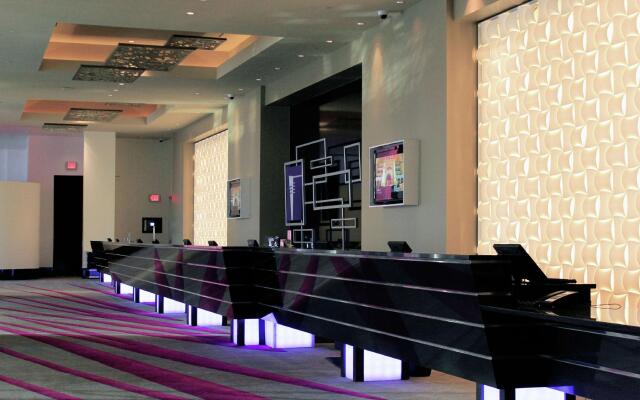 Hilton Grand Vacations Club Elara Center Strip Las Vegas