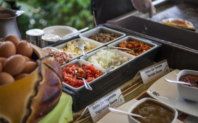 Hotel Arenal Springs Resort & Spa