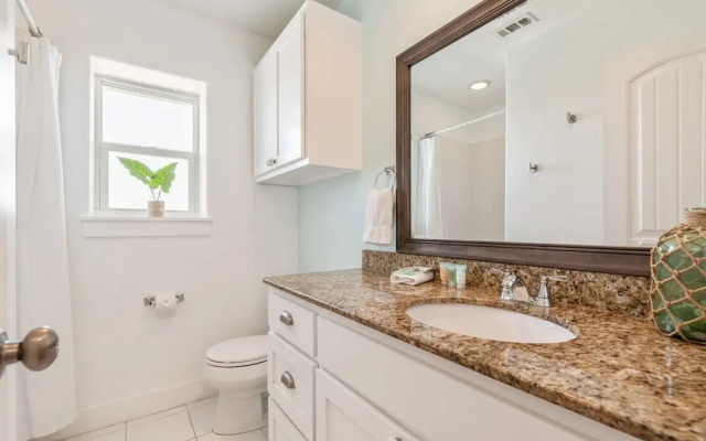 Paradise Azul - Golf Cart, Shuffleboard!