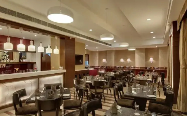 The Golden Palms Hotel & Spa Delhi