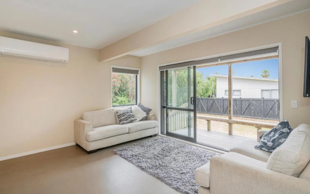 Seas the Day - Matarangi Holiday Home