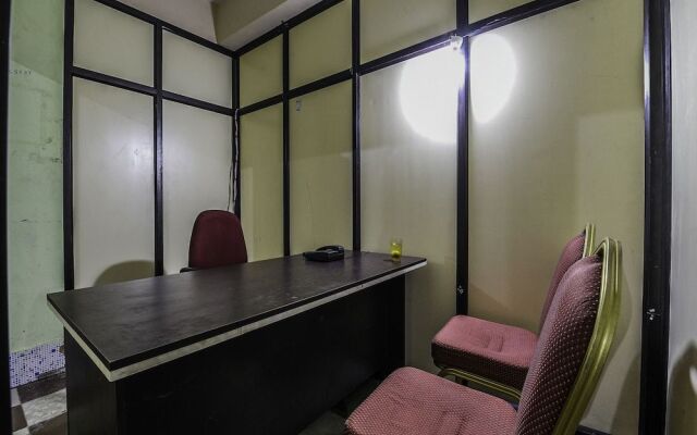 Oyo 17302 Yugis Vedhika Hotel