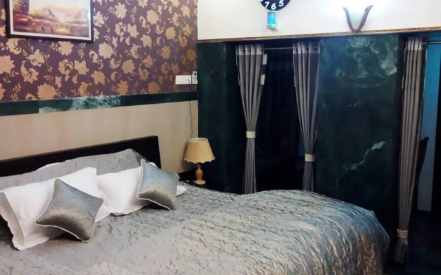 Central Guest House