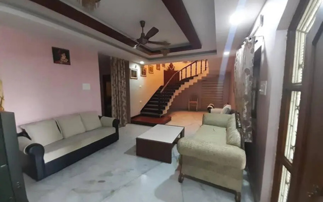 Jubilee Hills,..Duplex House Fully furnished