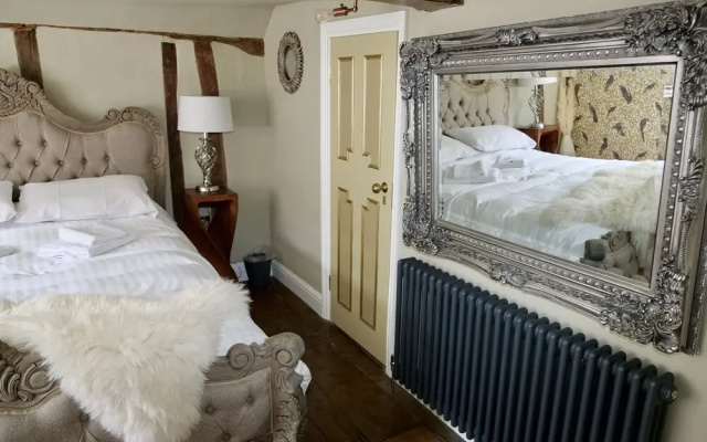 Luxury 9 Bed Manor House Hot Tub Cinema Room Skytv