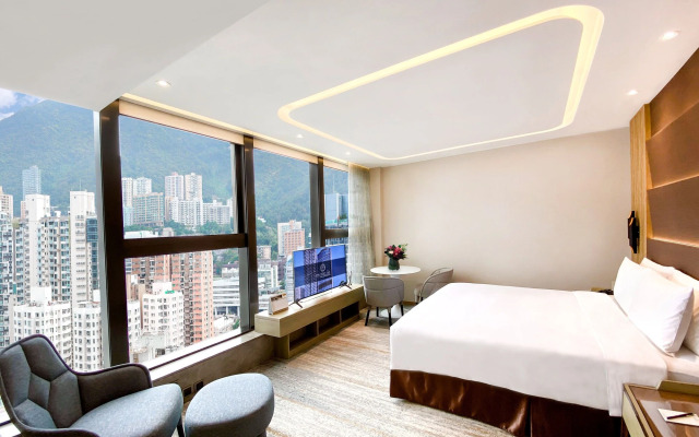 Oasis Aurum 181 Hotel