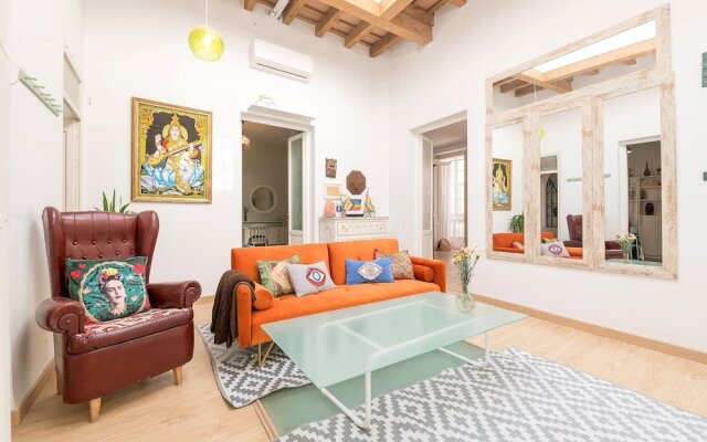 Starlight in Cadiz With 3 Bedrooms and 1 Bathrooms