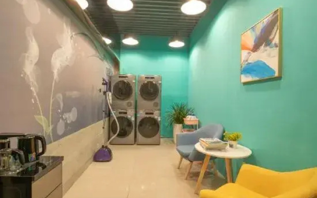 Hotel Luckyever (Ledong County Government Hotel)