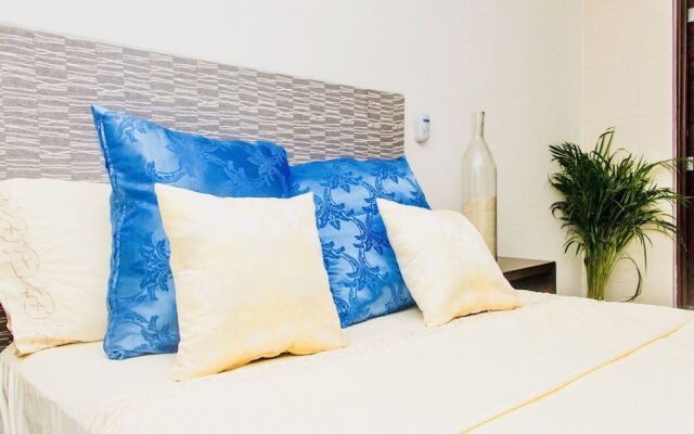 Room in Condo - Superior Studio 40 Aquamarina Suites