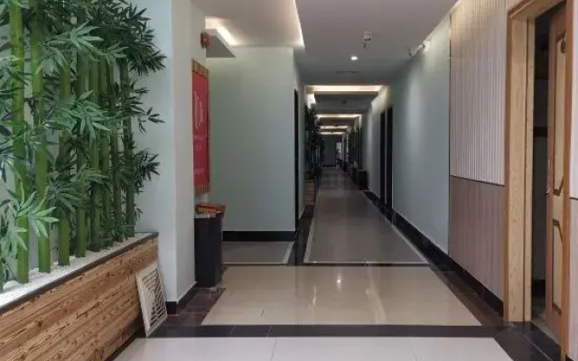 Guangzhou Jiacheng Hotel (Shiqiao Subway Station)