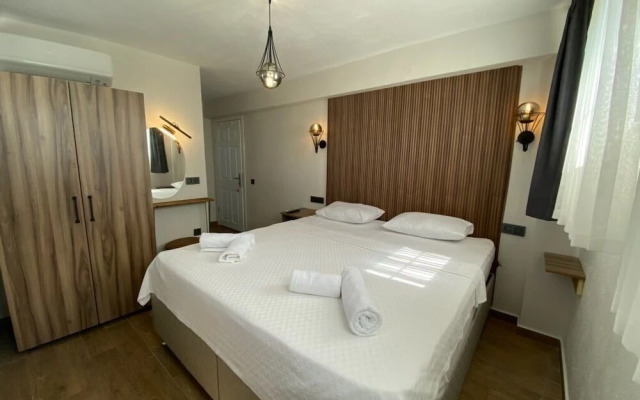 Tinos Otel & Bağ Evi (+12 Yaş)