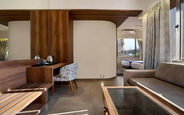 Treebo Premium Savera Inn
