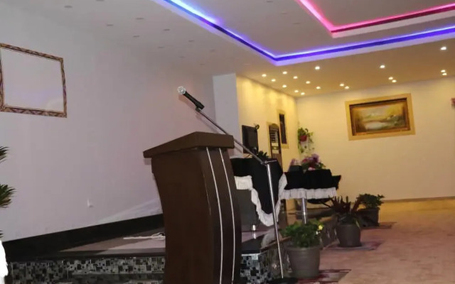 Million Palace Hotel