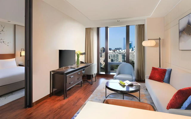 LJZ Supreme Tower Hotel