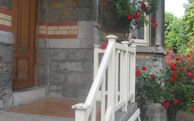 A Beautiful Belle Epoque Villa in the Heart of Hamoir