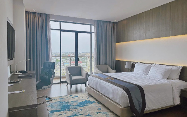 The Mira Central Park Hotel