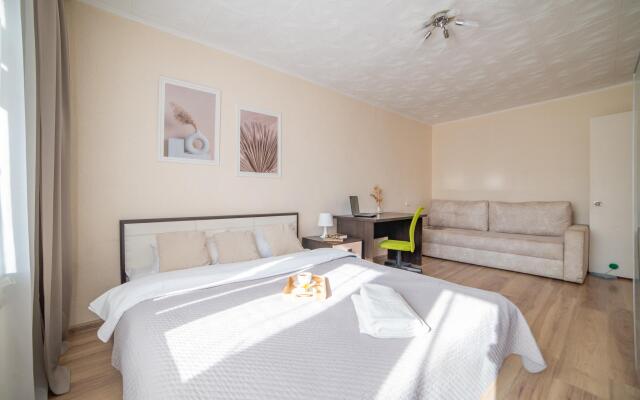 Европа Центр на улице Надеждинская