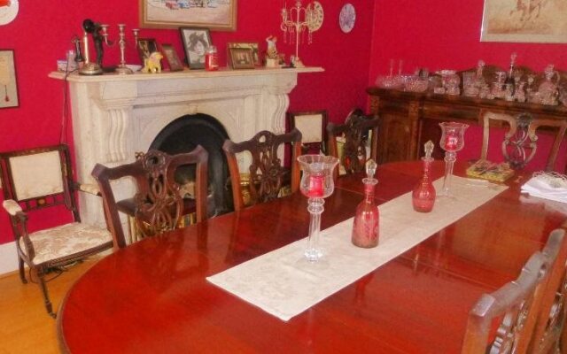 Glenmore House