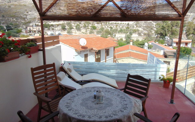 Charalambos Holiday Cottage