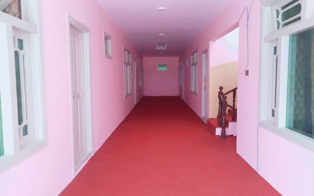 Hotel Red Sun And Restaurant