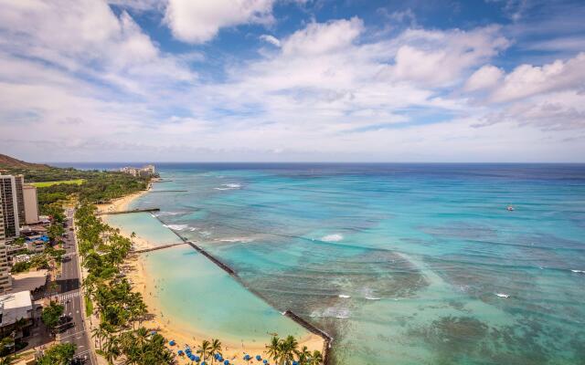 Hyatt Regency Waikiki Beach Resort & Spa