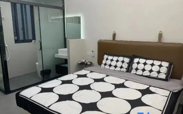Jinhai Fengsu Homestay