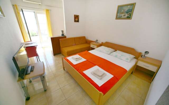 Apartment Studio With Sea View for 2-3 People