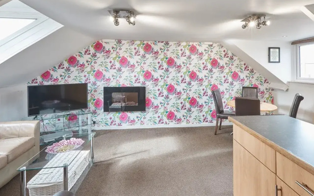 Apartment 4 At Glencoe