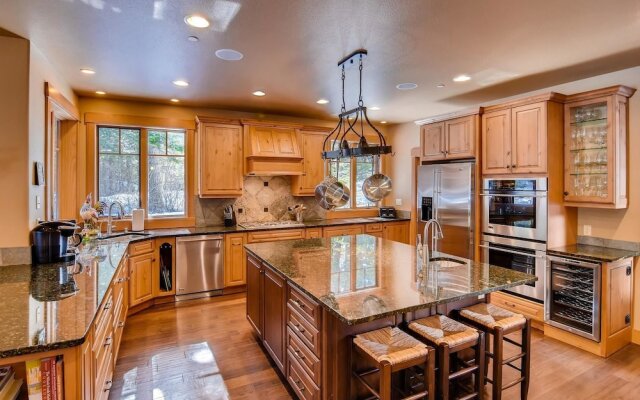 4,000sqft Private Luxury Home Htd Game Rm & Kids Bonus Rm Hot Tub