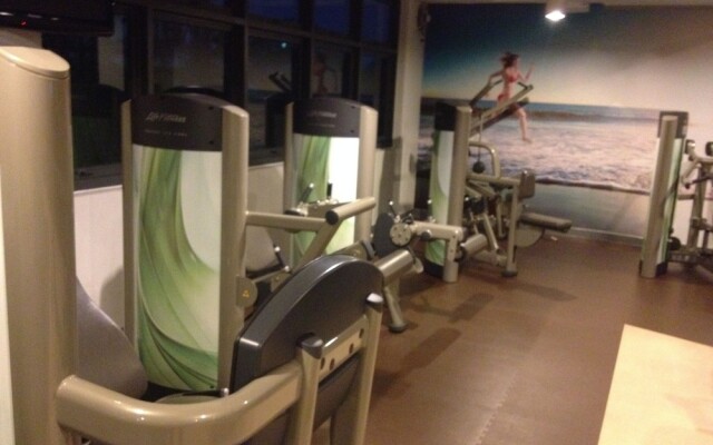 Saigon City View Apartment & Pool