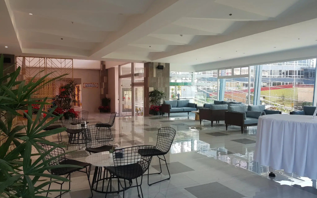 Travelite Hotel Legarda