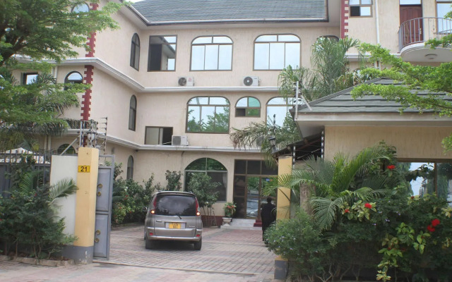 Varlek Hotel