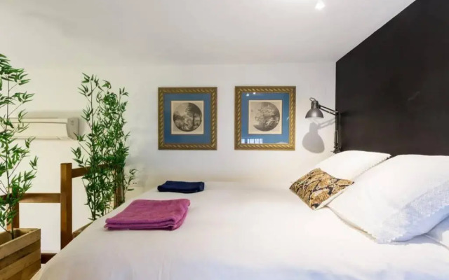 Pretty Duplex In Bohemian District-City Center