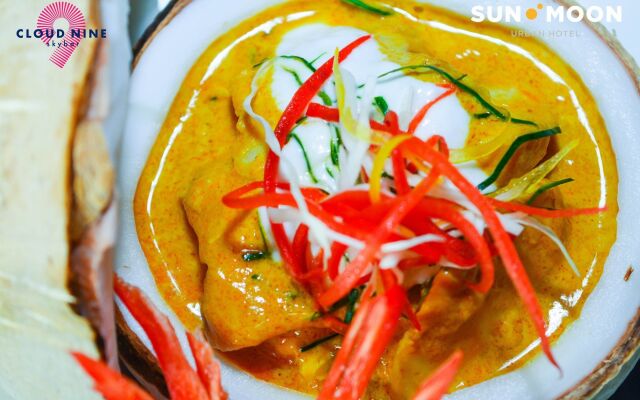 SUN & MOON, Urban Hotel