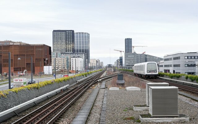 Modern One Bedroom Apartment With A Balcony In Copenhagen Ørestad