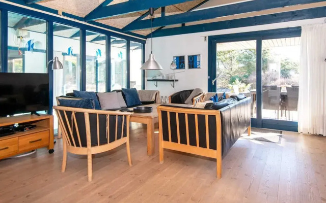 12 Person Holiday Home in Ringkobing