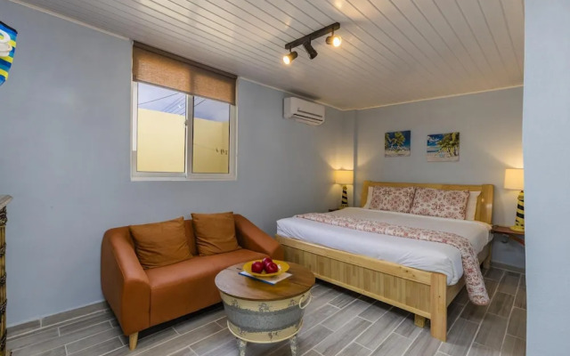 Spacious 7BR 6BA Villa 2 Pools Walktobeach