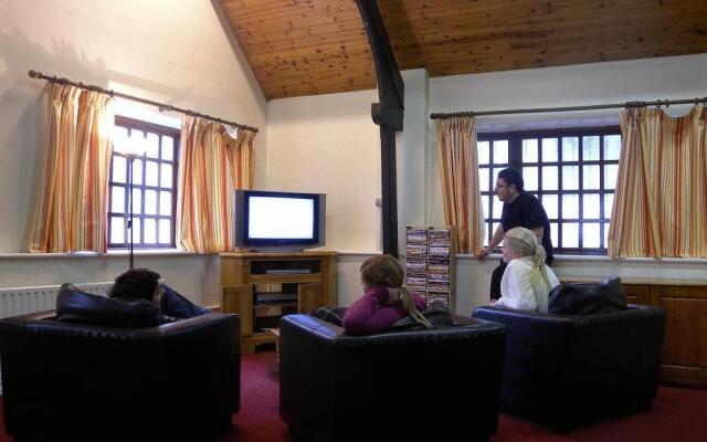 Kinlay House Hostel