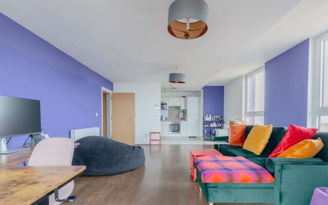 Quirky 1BD Flat W/gym & City Views Dalston!