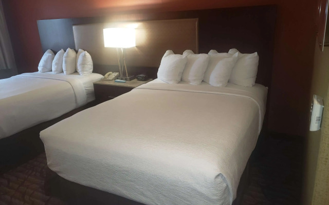 Best Western Plus Brookside Inn