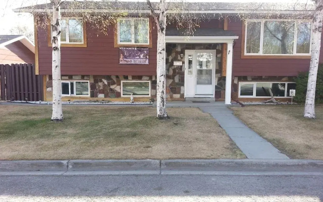 Wild North Bed & Rest