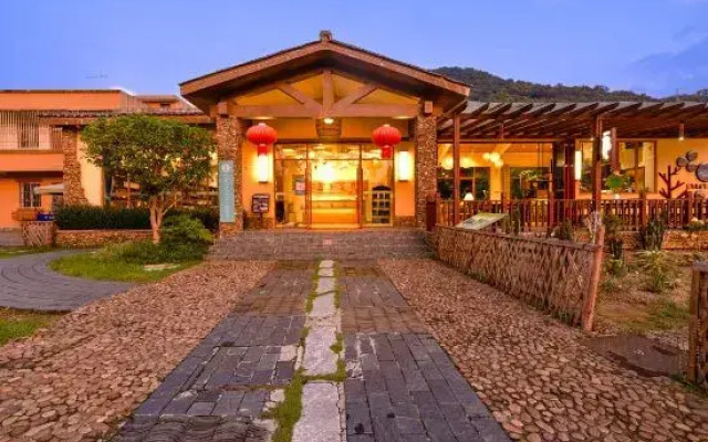 Bixiang Inn