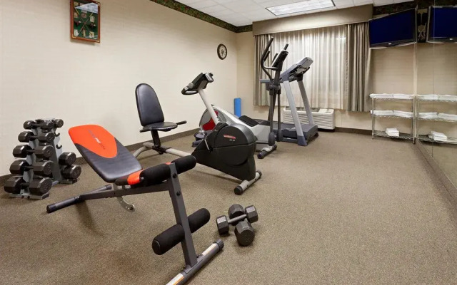 Country Inn & Suites by Radisson, Newark, DE