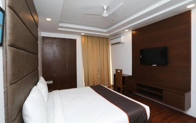 Collection O 41367 Hotel Ls21