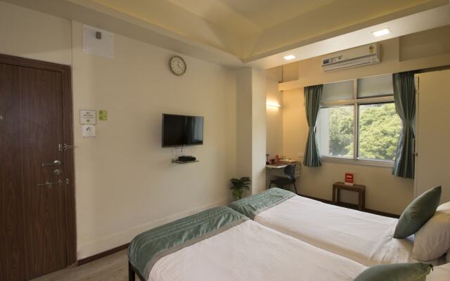 OYO 6429 Hotel Pearl