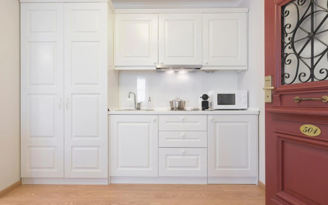 Gatto Perso Luxury Apartments