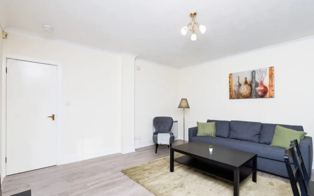 2 Bed Flat-ground Floor-parking