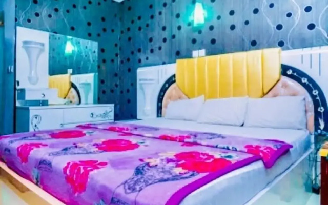 World Class Hotel