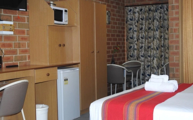 Pooraka Motor Inn